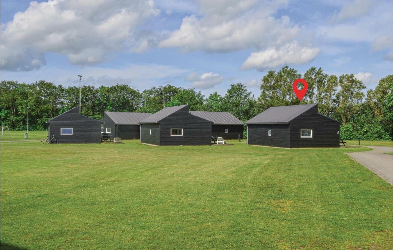 Awesome Home In Spjald With Wifi Extérieur photo